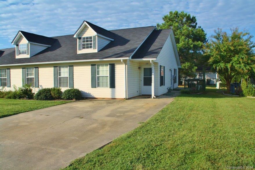 Very nice, well maintained condo.  2 Bedrooms, 2 Bath. Large deck on the side.  Move in condition. Walking distance to Cherry Park and Hargett Park.  Close to Winthrop University Quiet neighborhood. HOA covers basic cable and the maintenance on the outside, including lawn care.  Home Warranty provided by seller.