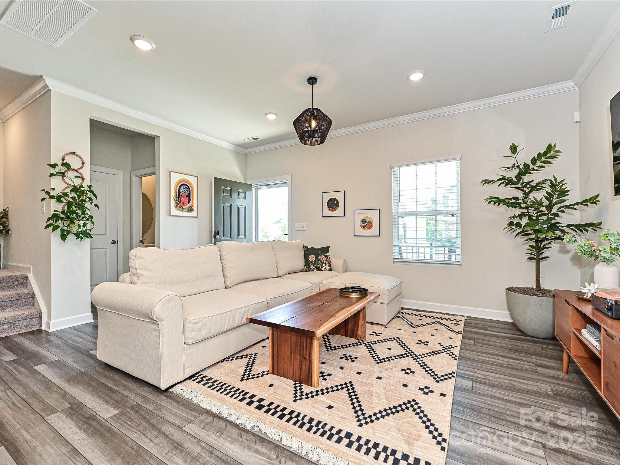 533 Cedar Knoll Circle