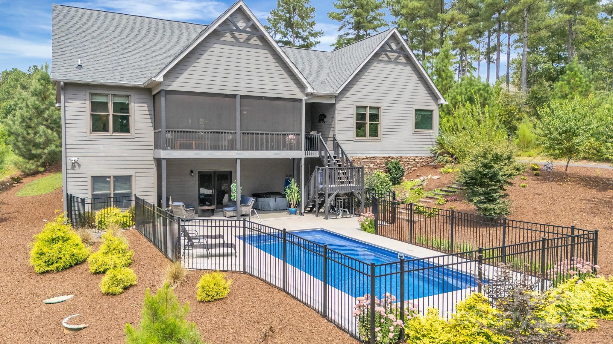 5751 Windward Lane