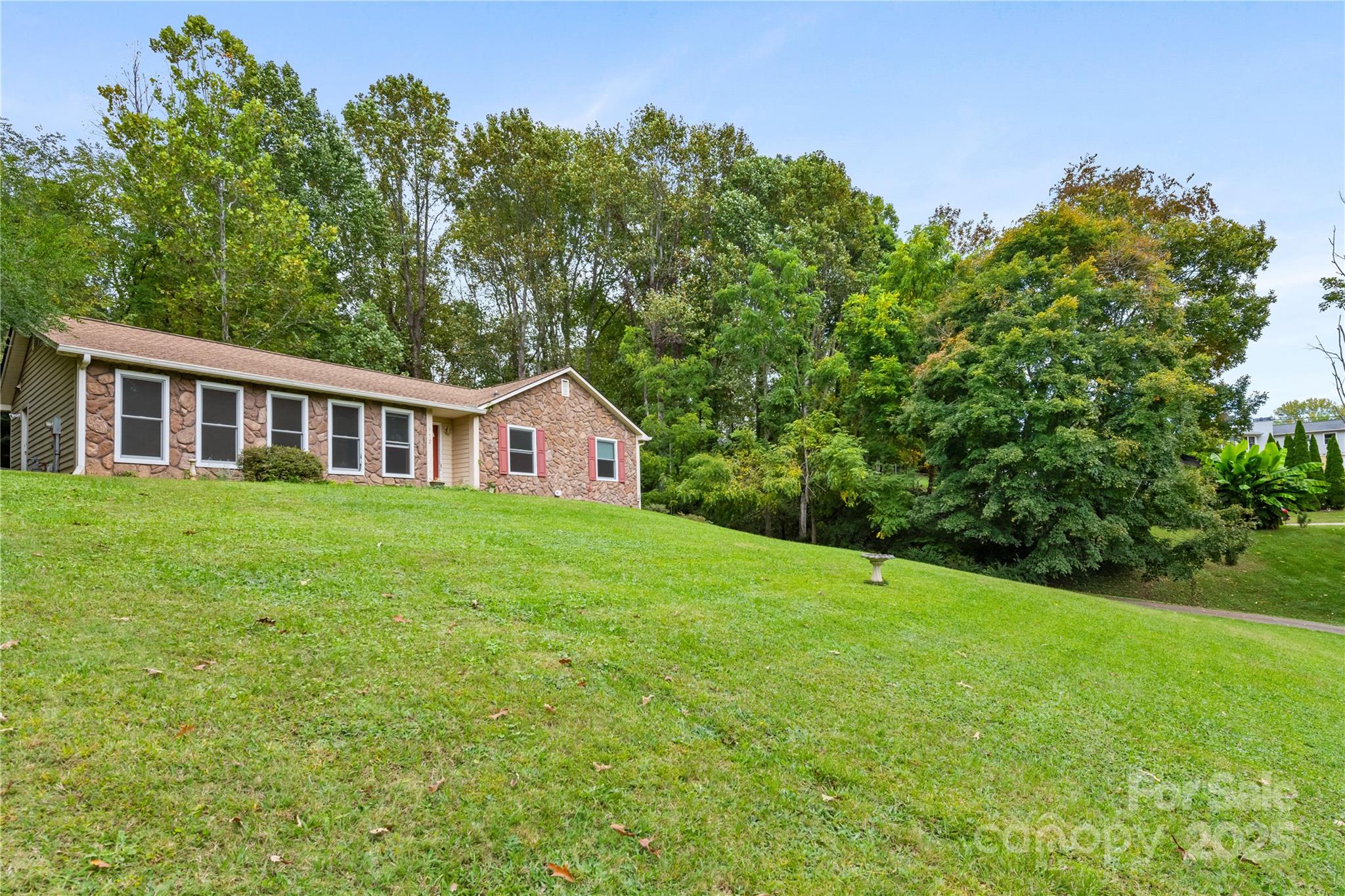 112 Asvista Drive