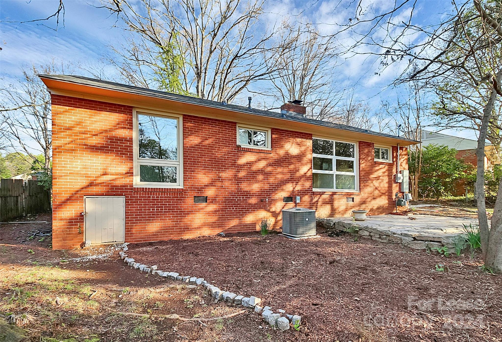 Collins Park - Residential Lease