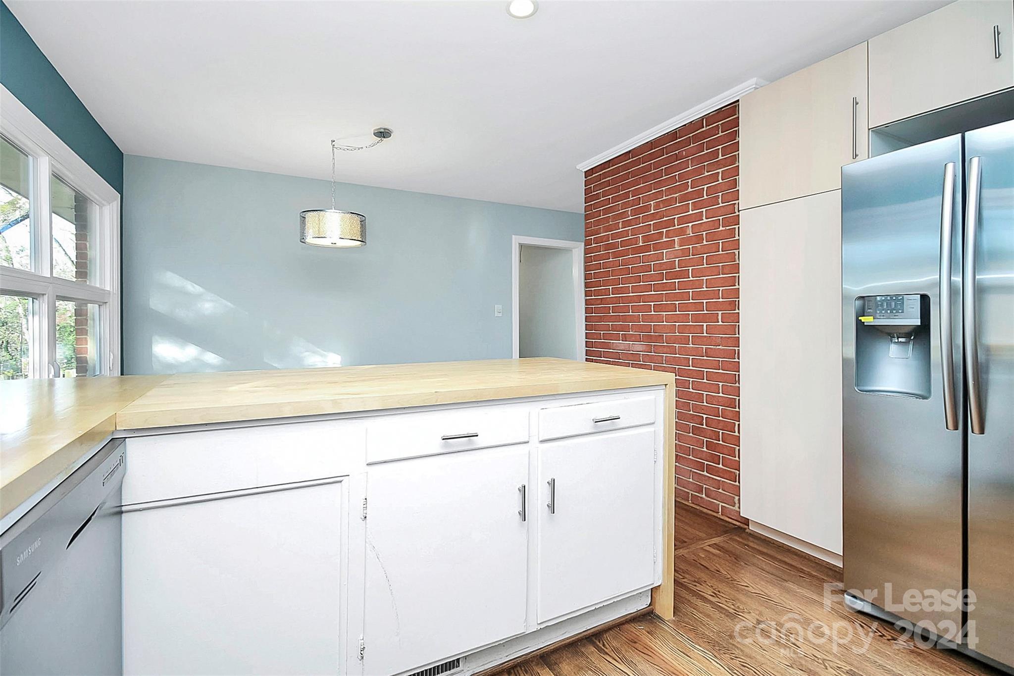 Collins Park - Residential Lease