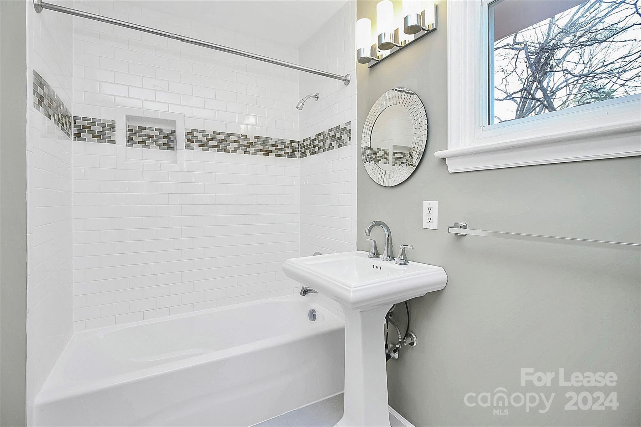 Collins Park - Residential Lease