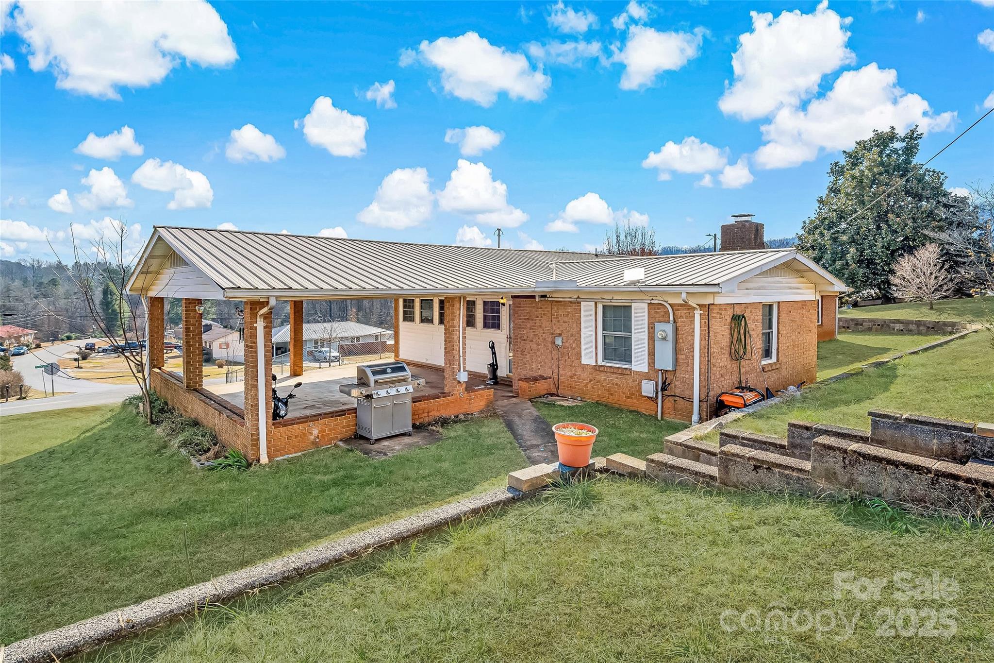 235 Cherokee Way