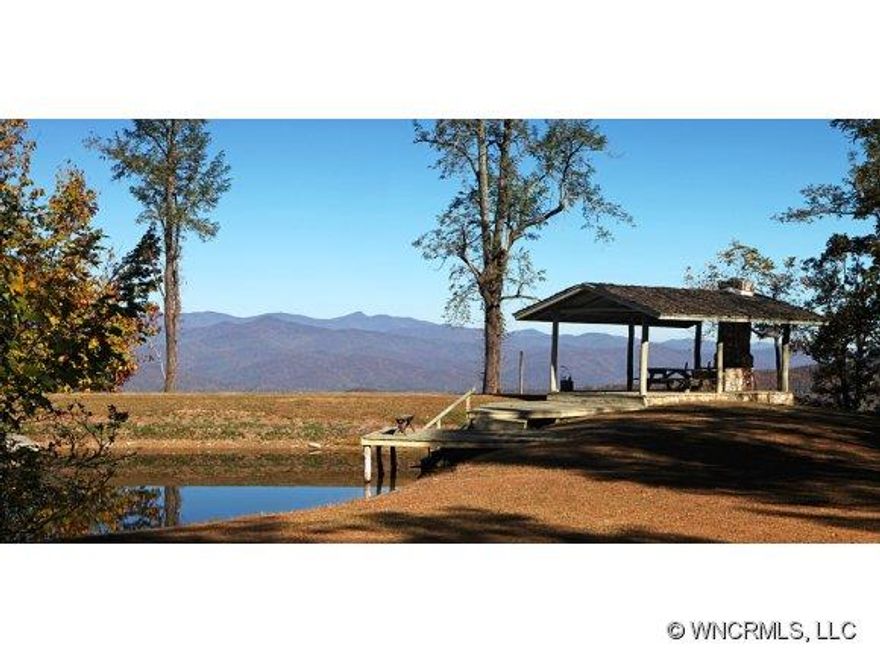 This National Forest class property features 3000 ft + elevations with long range ultra views, ponds with pavilions, streams and springs, rock cliffs and outcroppings, trails and wildlife, serene privacy and excellent proximity to town. Don't miss this generational opportunity to own a large tract of pristine mountain land on the nicest mountaintop in Brevard! Acreage per tax map.Ad'tl pins,9504-19-5256,8594-87-6705,8594-95-3827,8594-97-6049-000