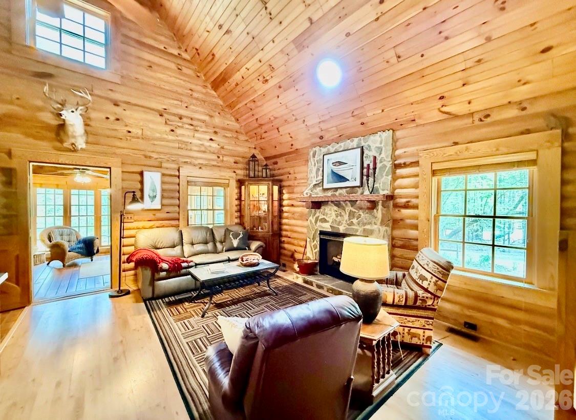 Waters Edge - Residential