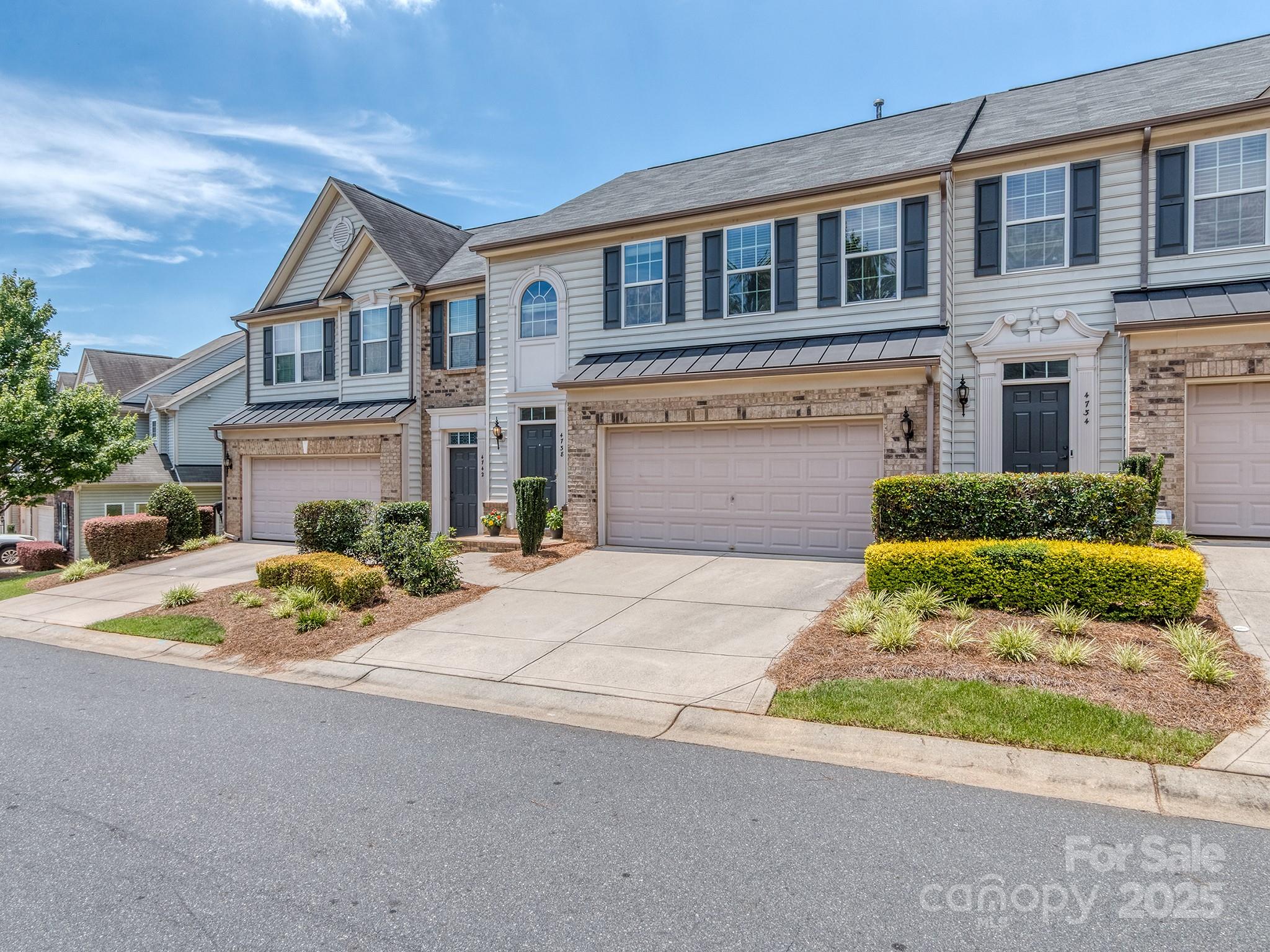 4738 Mount Royal Lane