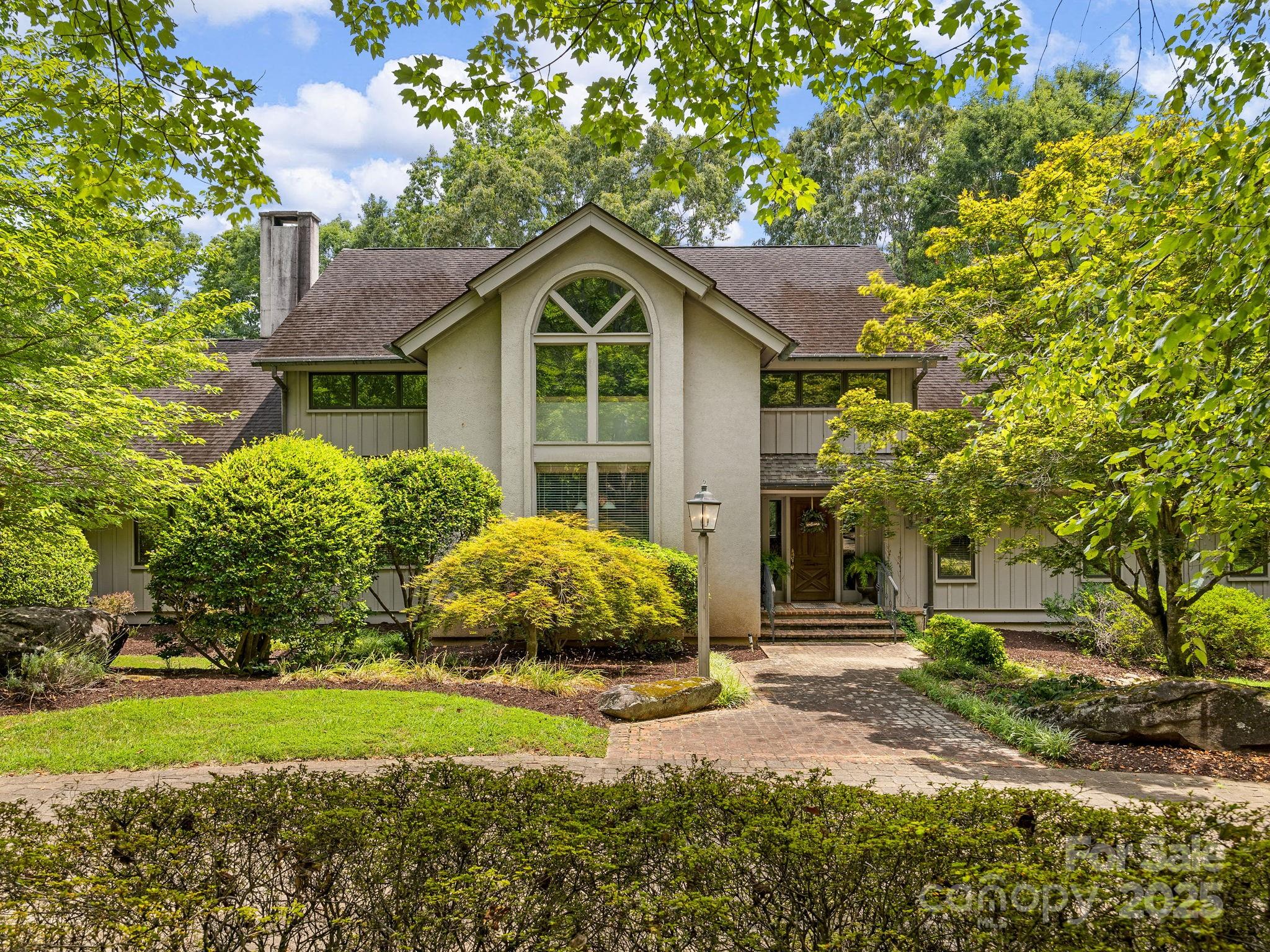 1360 Skunk Hollow Road