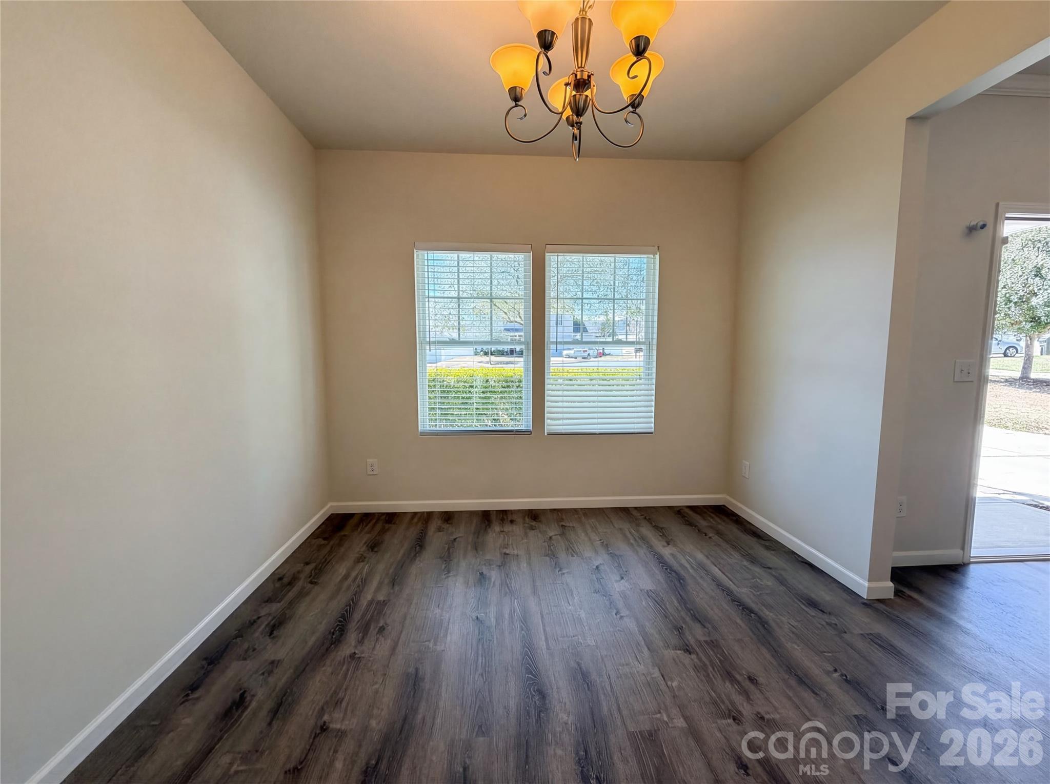 2409 Grinstead Court