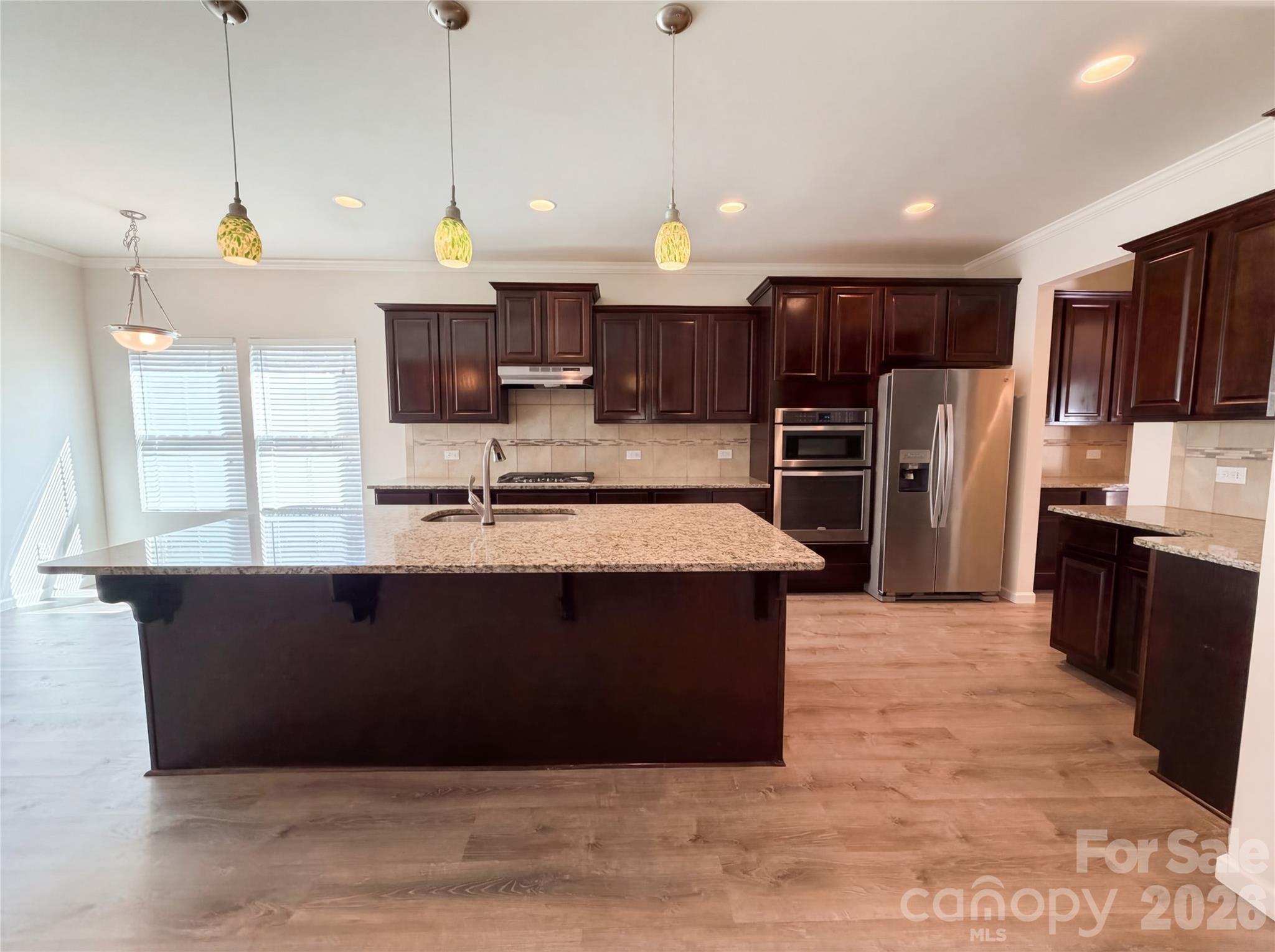 2409 Grinstead Court