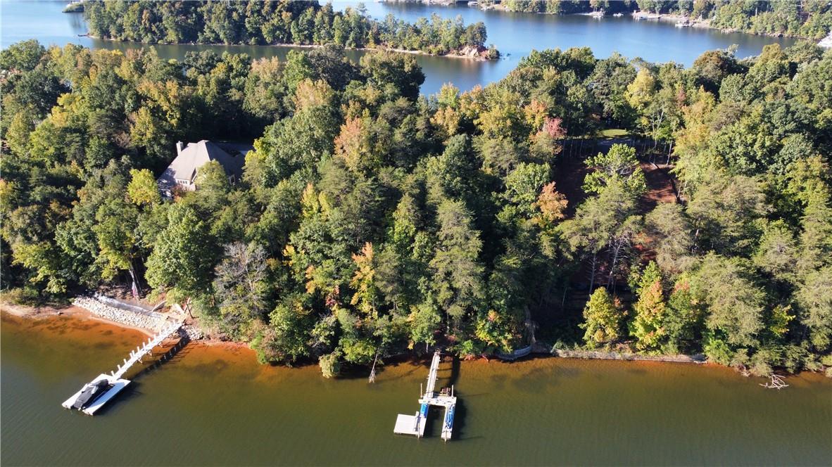 Windemere Island - Land