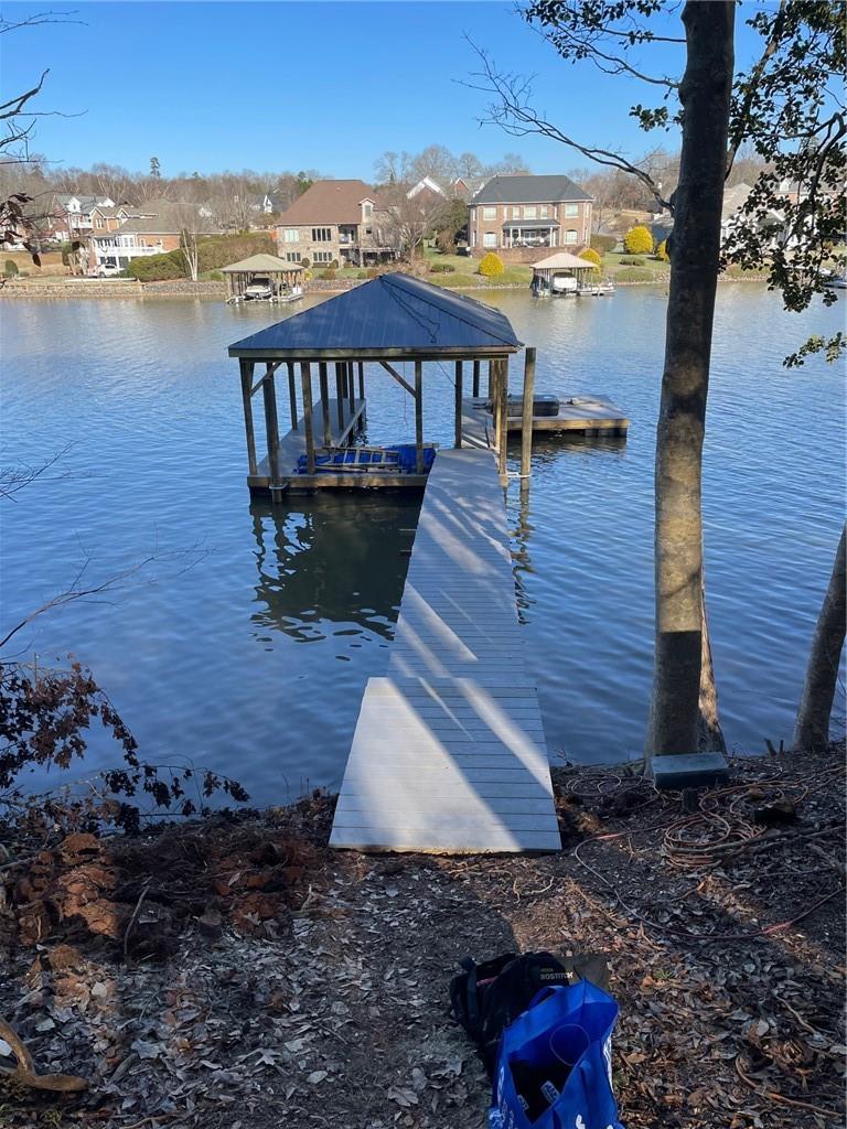 Windemere Island - Land