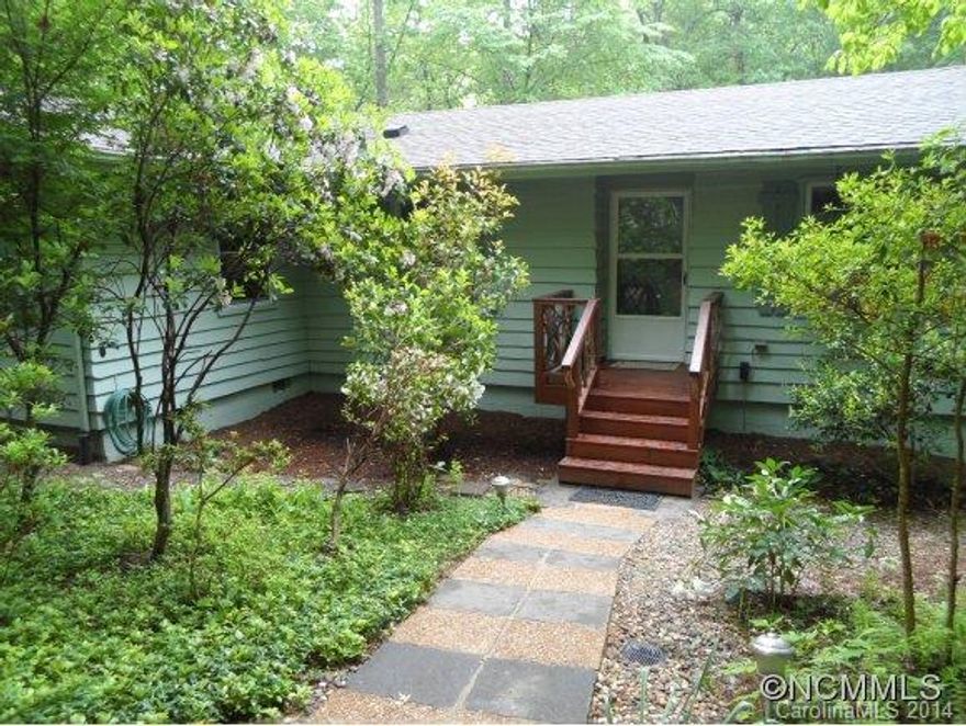 Cozy bungalow w/brand new{8/14), enlarged kitchen: granite counters/stainless steel appliances,new lighting,bfast bar,new floor. Brand new roof (2014) Green Area w/creek in back enhance the privacy of setting.Wood burning FP. Hdwd. floors.Lg.deck great for entertaining off LR. Lower level family room opens to patio. Potential In-law suite with extra frig.Semi-circular drive beautifully landscaped.One of a kind and best bargain in SF hands down!!