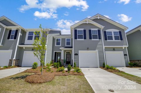2731 Texana Court Charlotte NC 28269