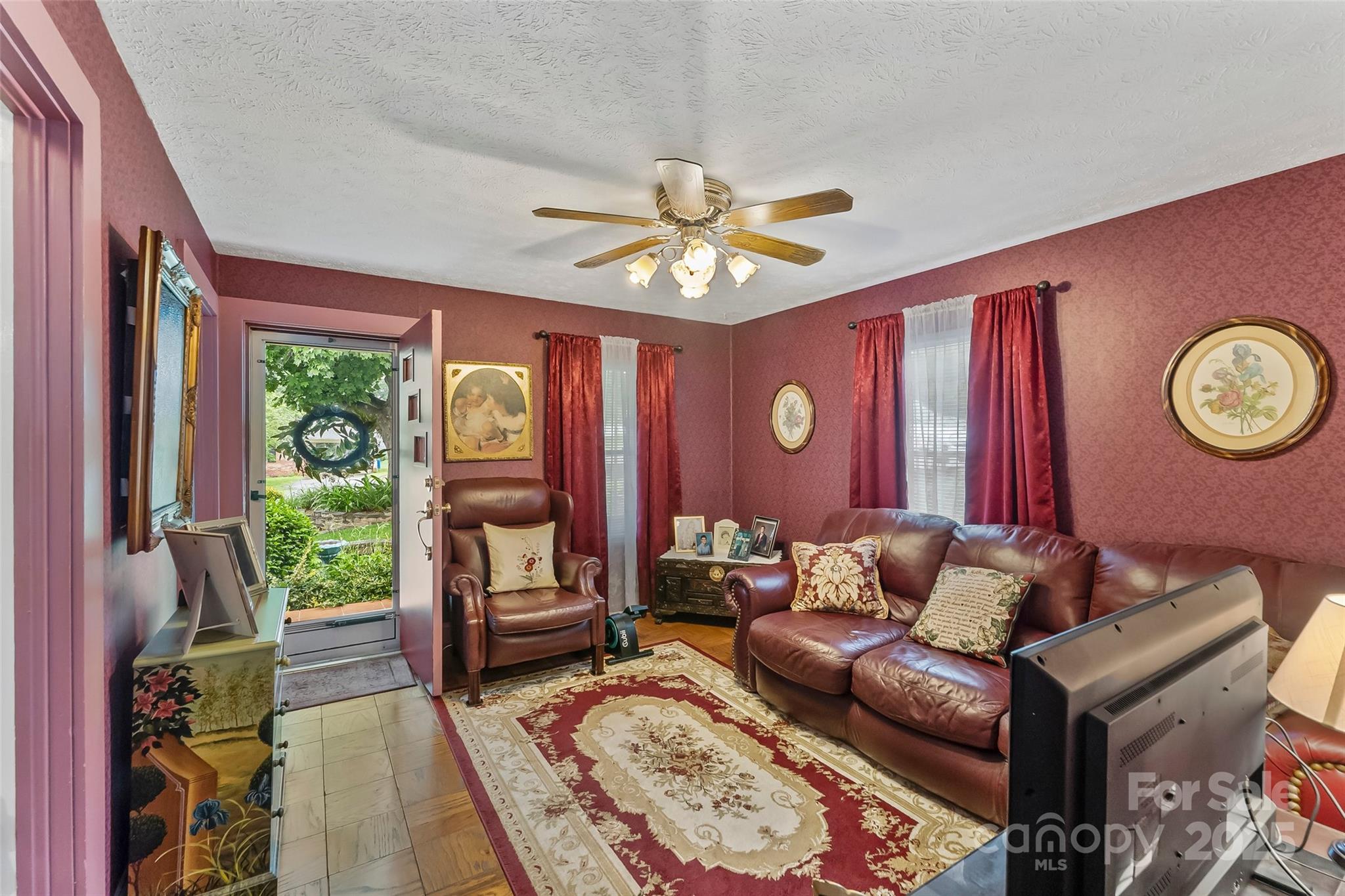 4707 View Road