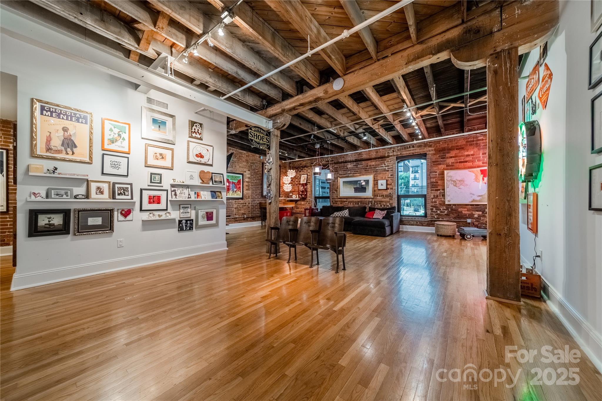 310 Arlington Avenue 317