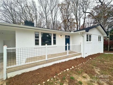 A home in Hendersonville