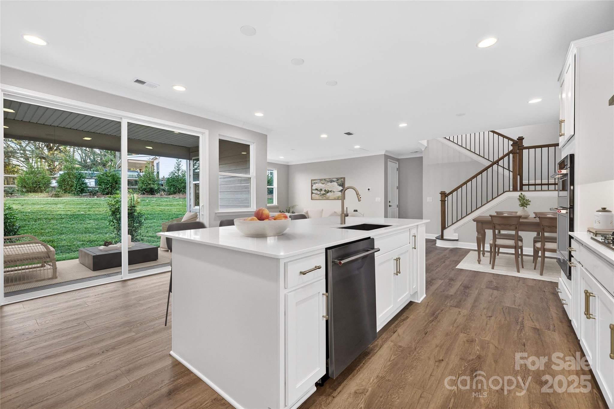 15605 Northcross Drive