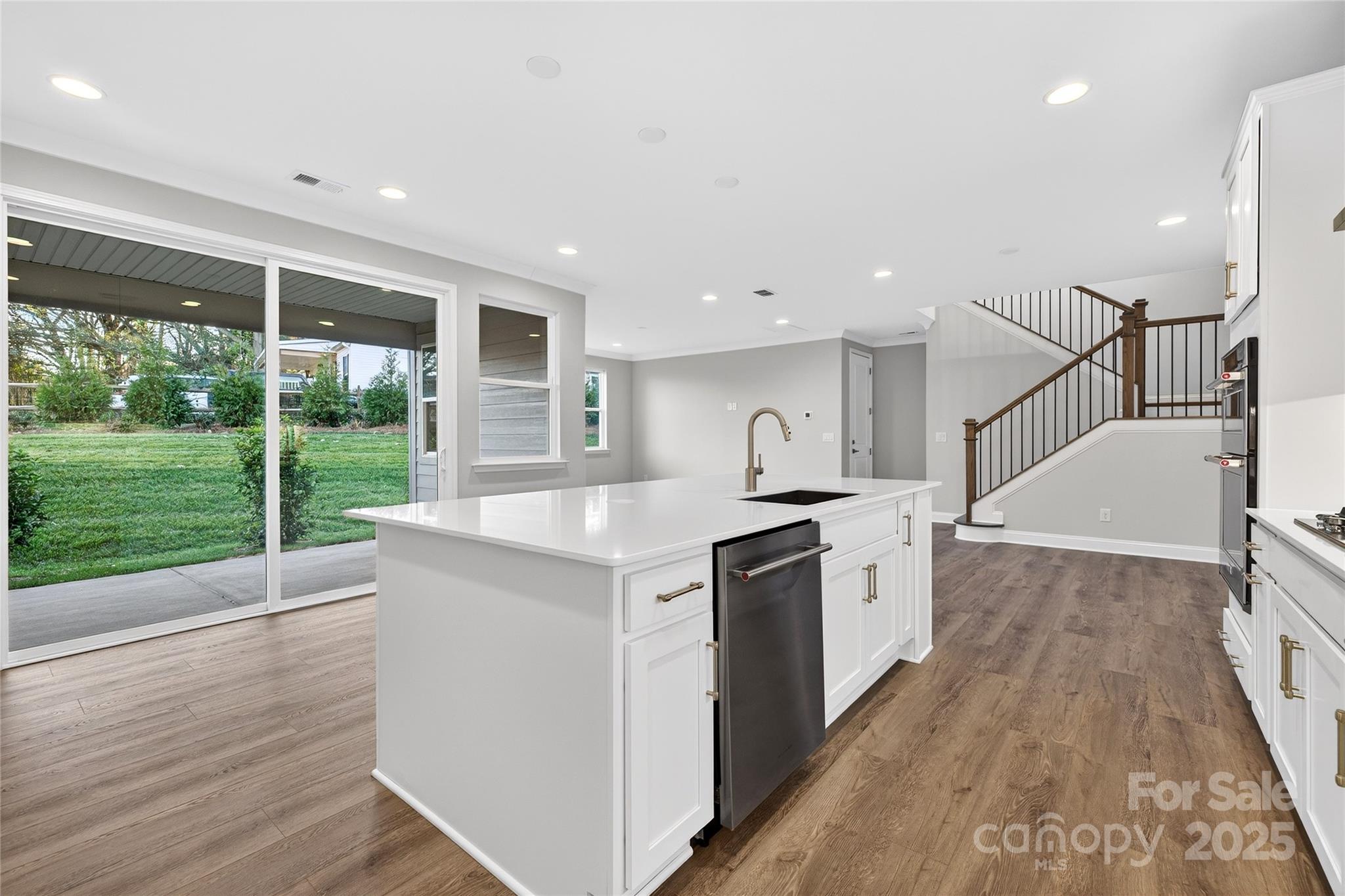 15605 Northcross Drive