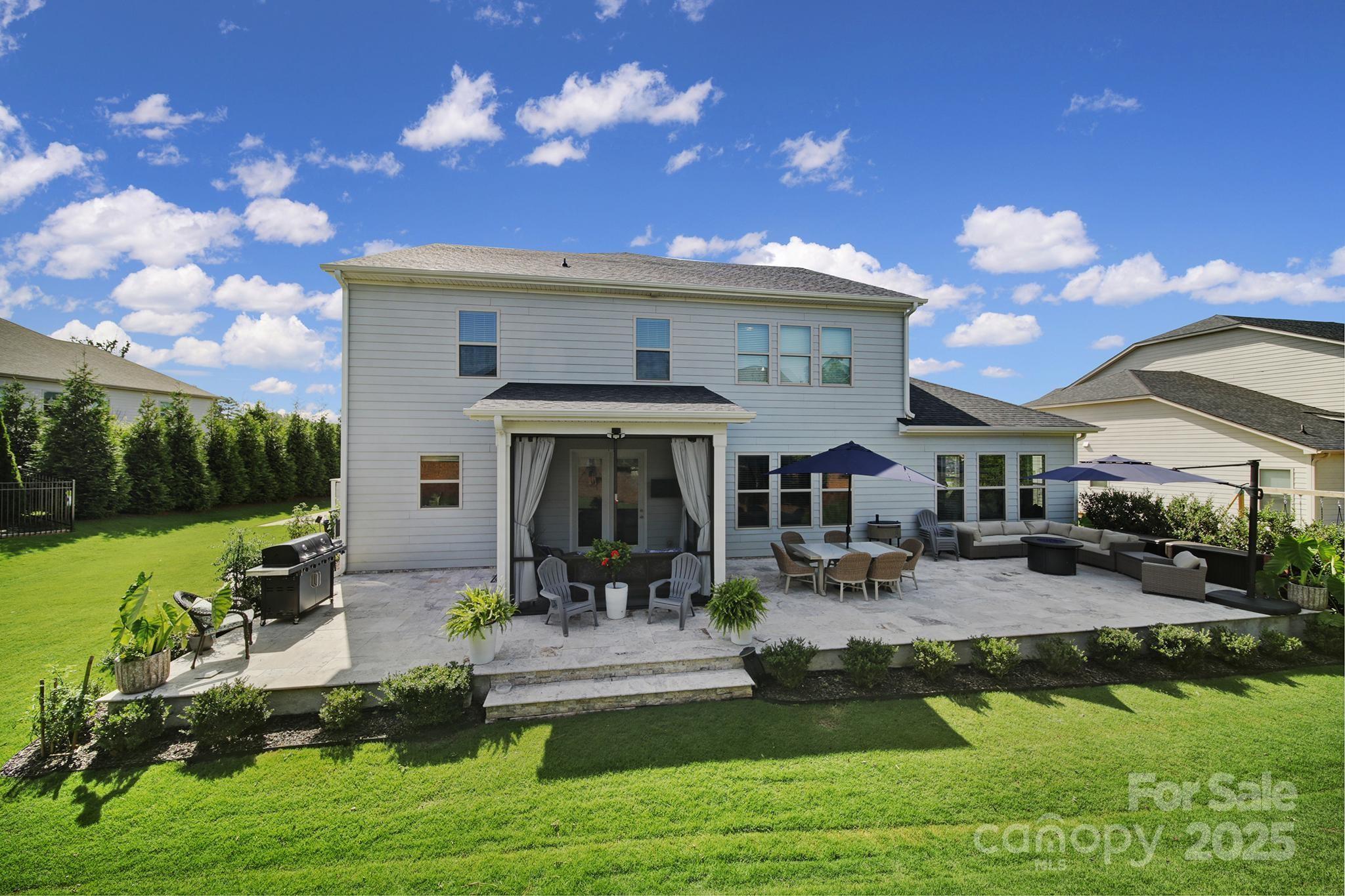 Mirabella - Residential