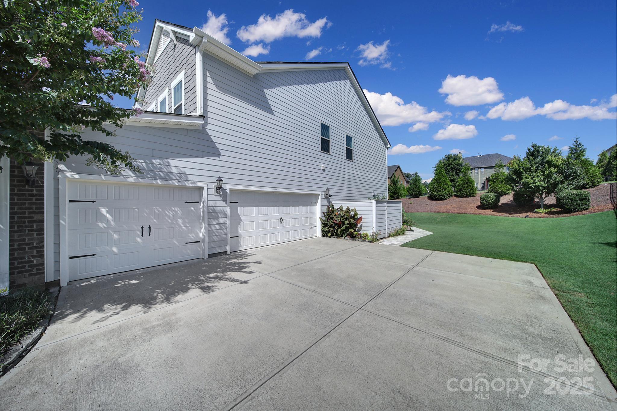 Mirabella - Residential