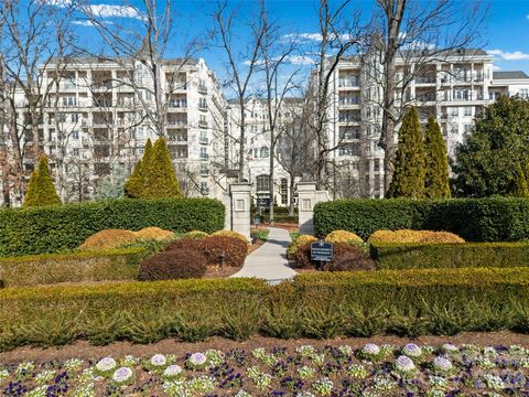 2823 Providence Road 353 Charlotte NC 28211