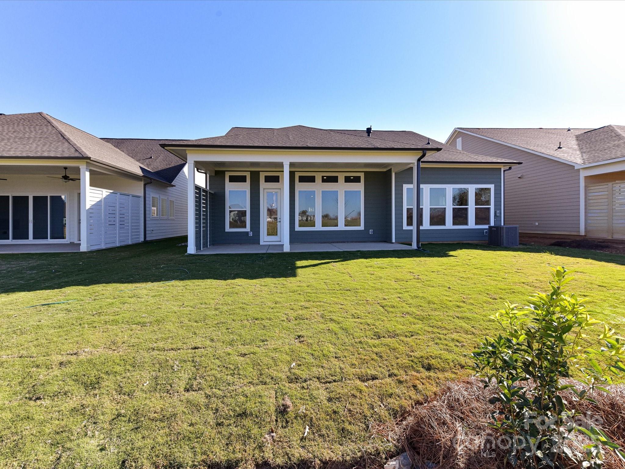 Encore At Streamside - Residential