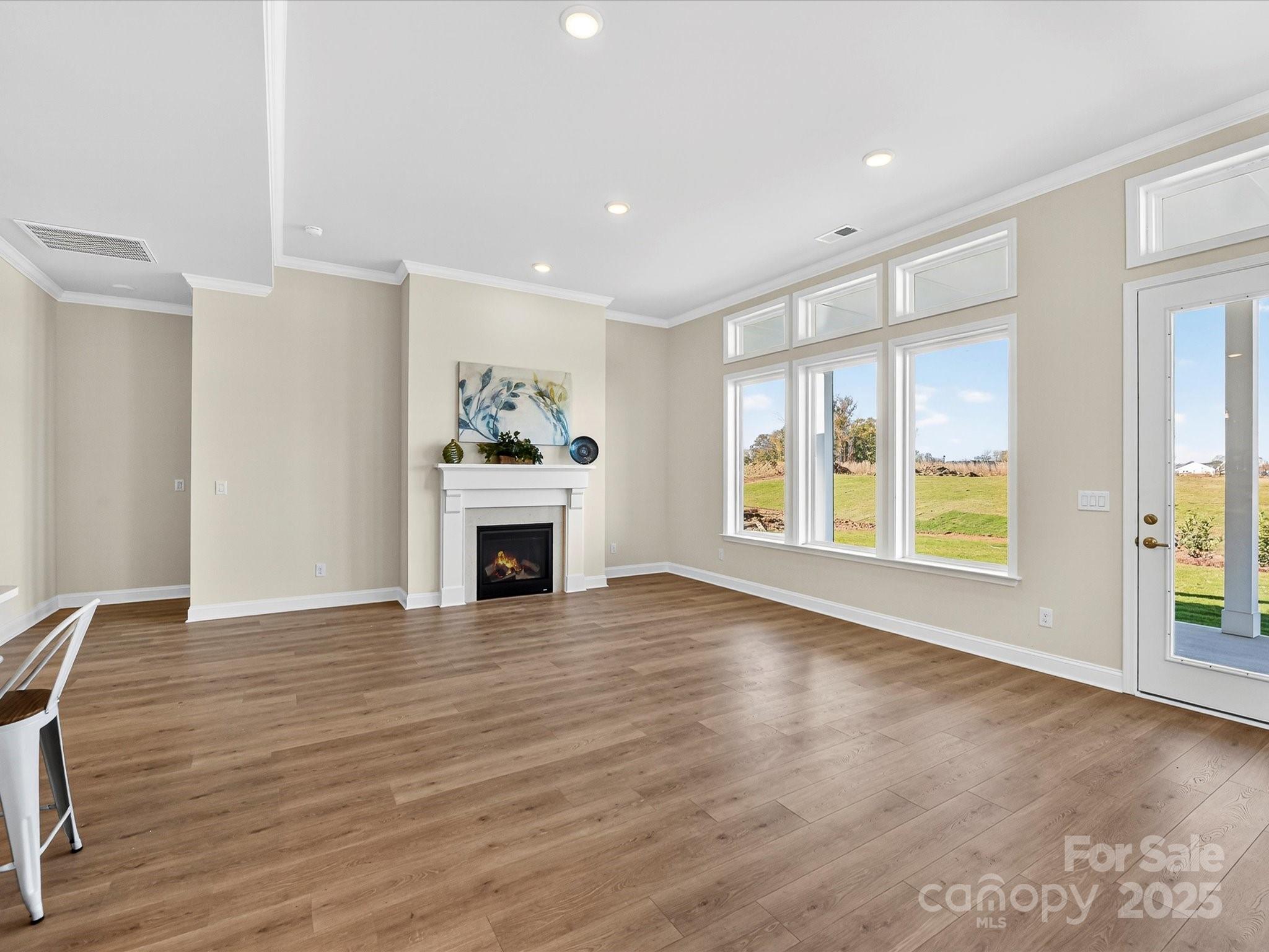 Encore At Streamside - Residential