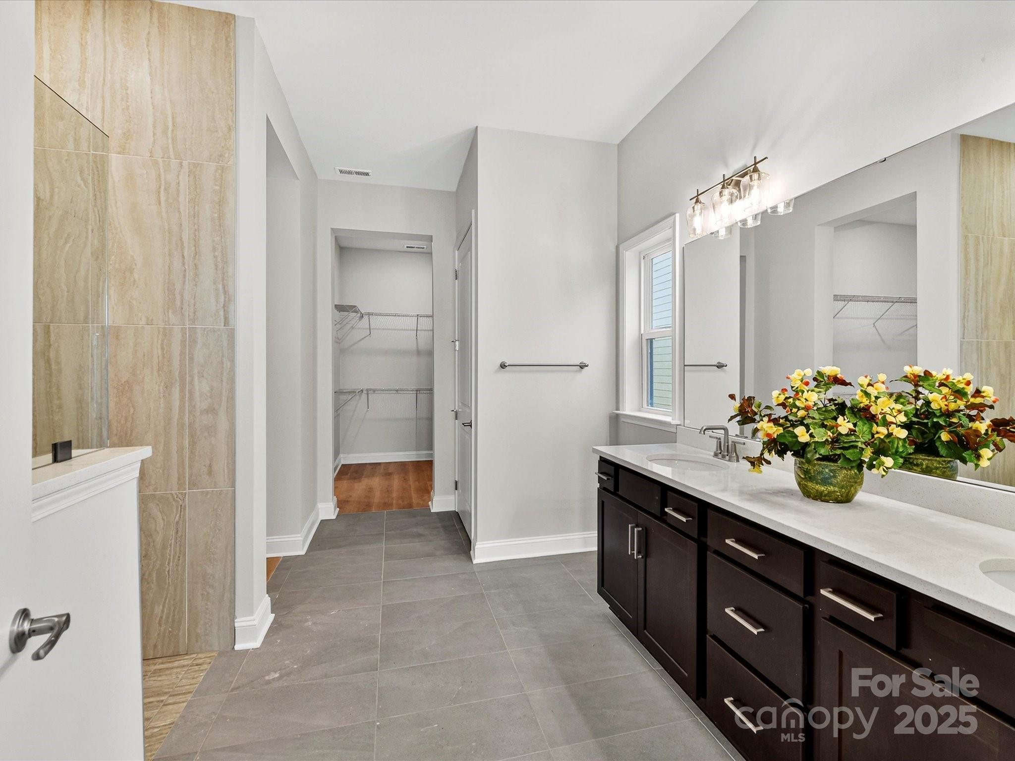 Encore At Streamside - Residential