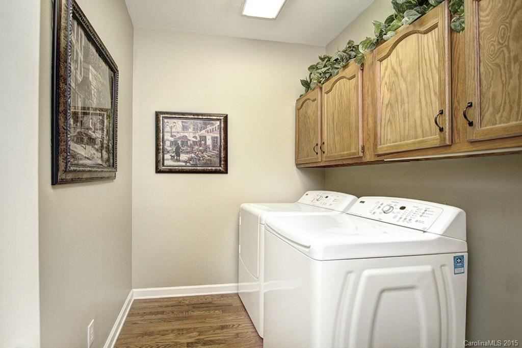 Hunters Gate - Residential