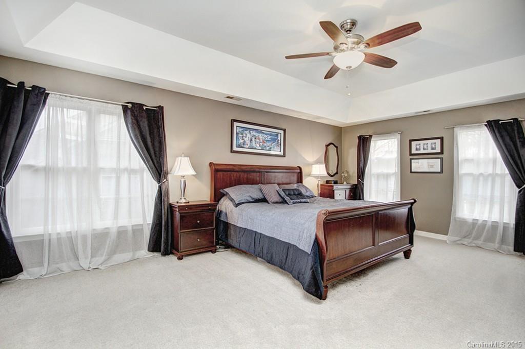 Hunters Gate - Residential