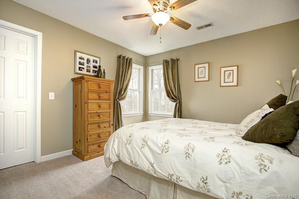 Hunters Gate - Residential