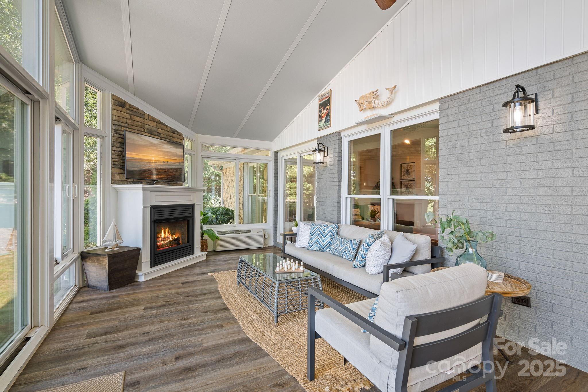 Nixon Heights - Residential