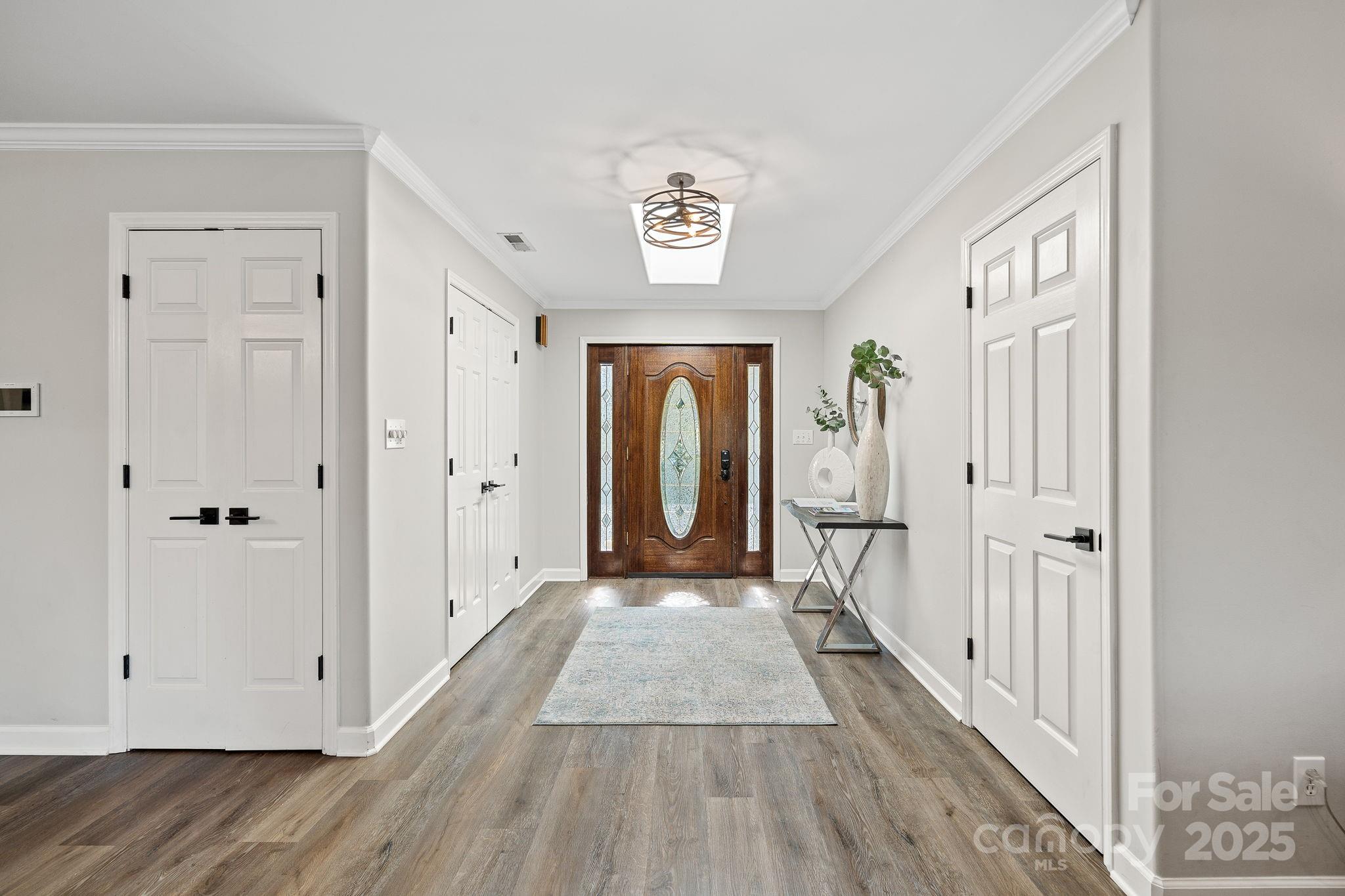 1350 Strawberry Lane