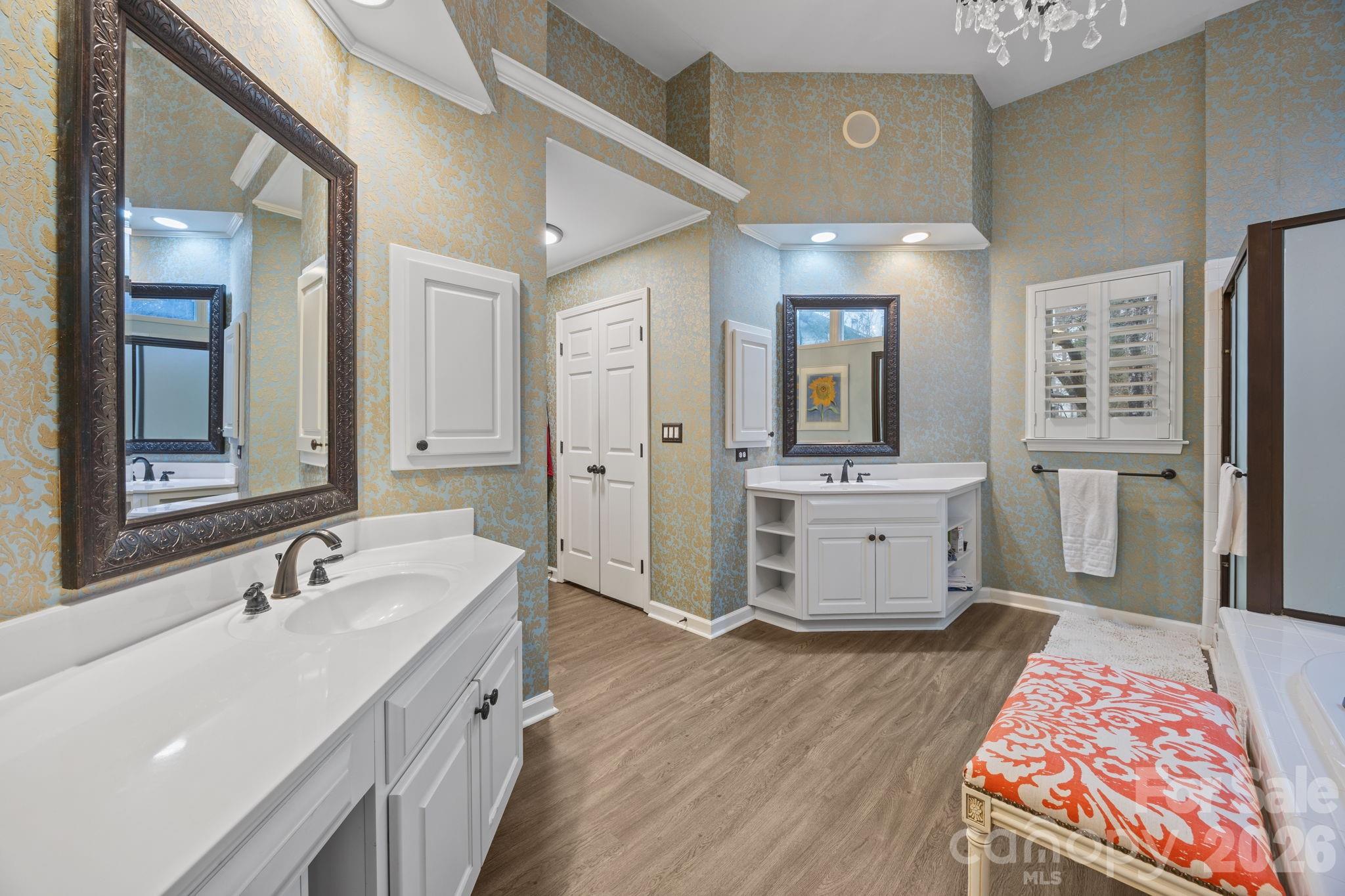 The Hamptons - Residential