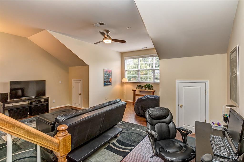 Highland Creek - Residential