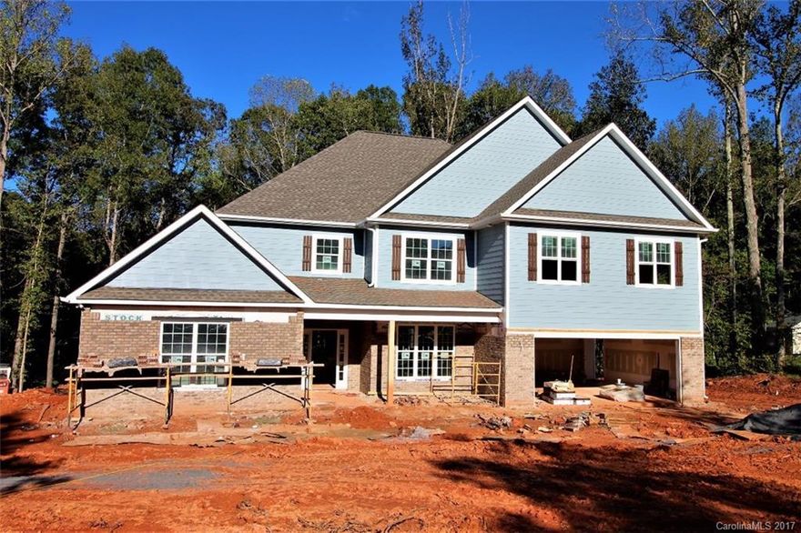 Welcome to The Estate at Glenmoor in historic York, "The Charleston of the Upstate"! Your just 5 minutes f/downtown york's quaint restaurants, theatres, and shops but you'll enjoy your privacy. This home is under construction, plan and specs may change.  Get in early to pick your wood, carpet, granite and paint colors!