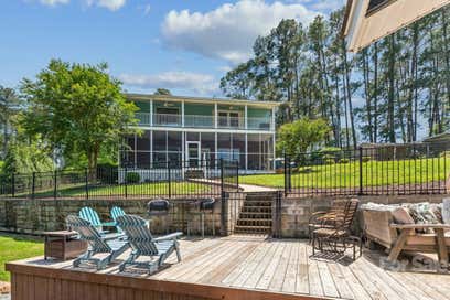 49571 Blackberry Road Norwood NC 28128