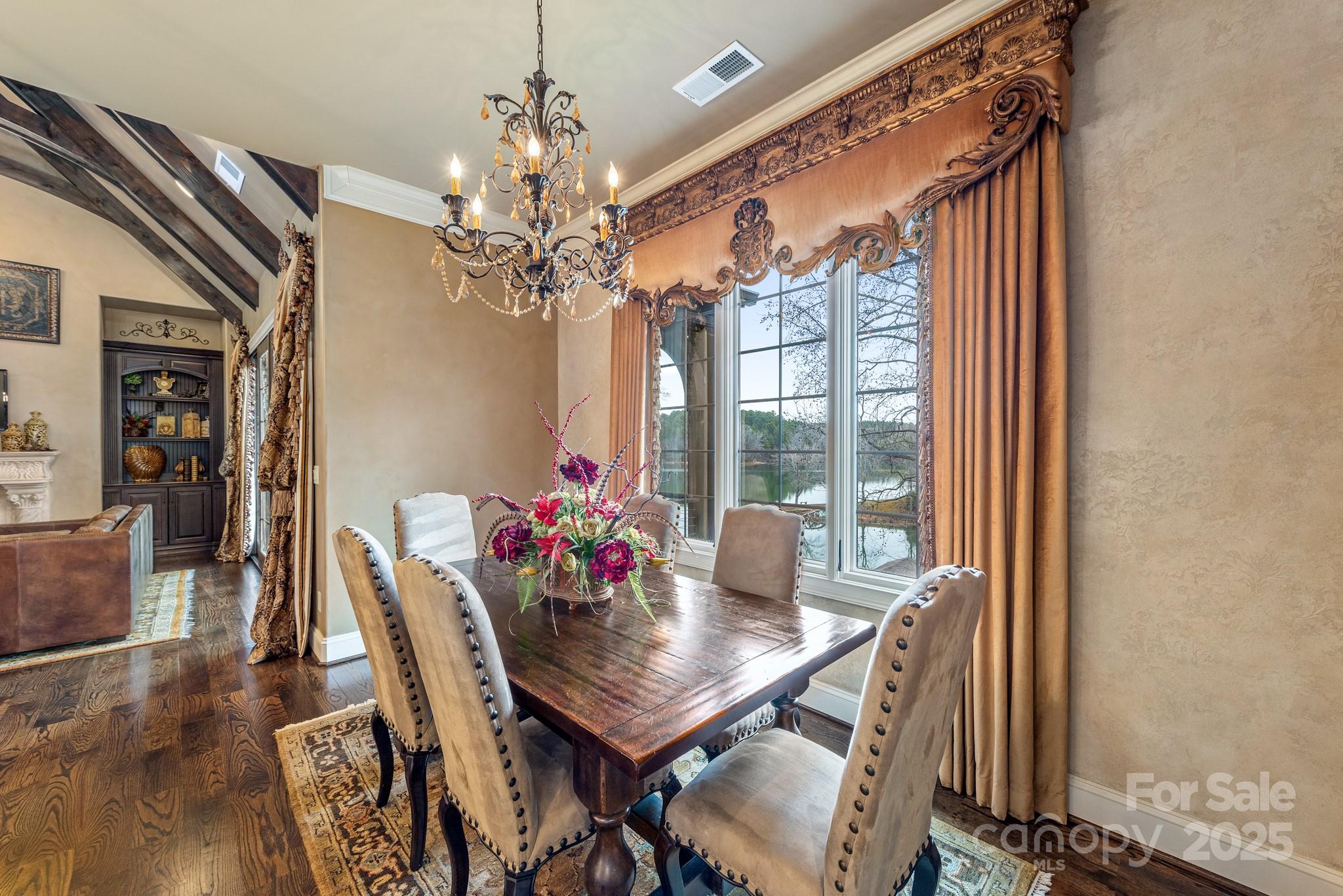 River Lakes - Residential