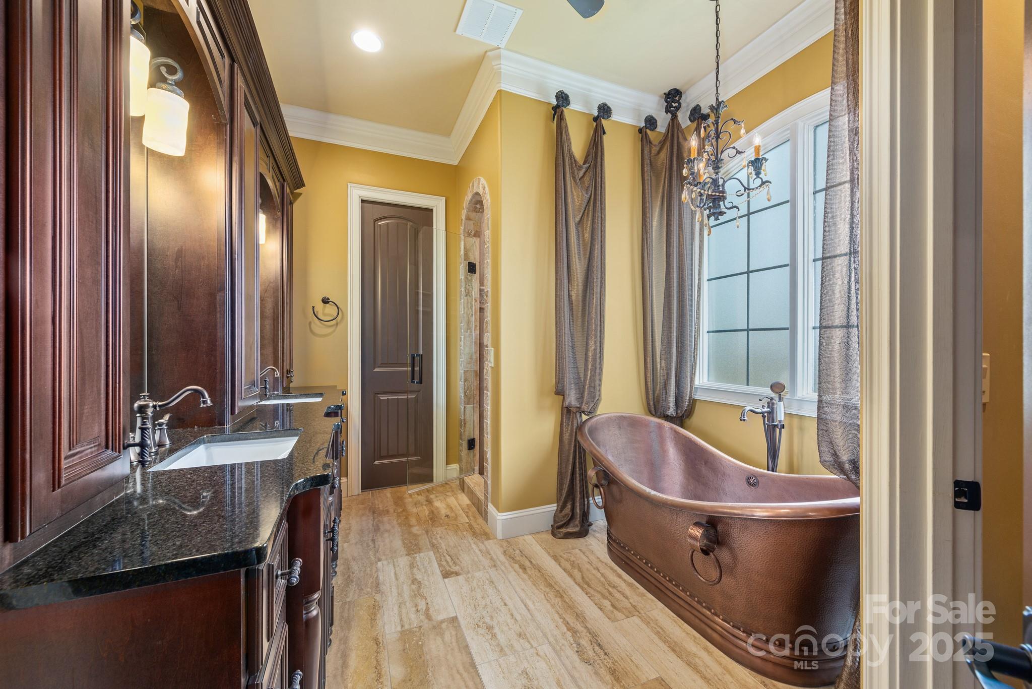 River Lakes - Residential