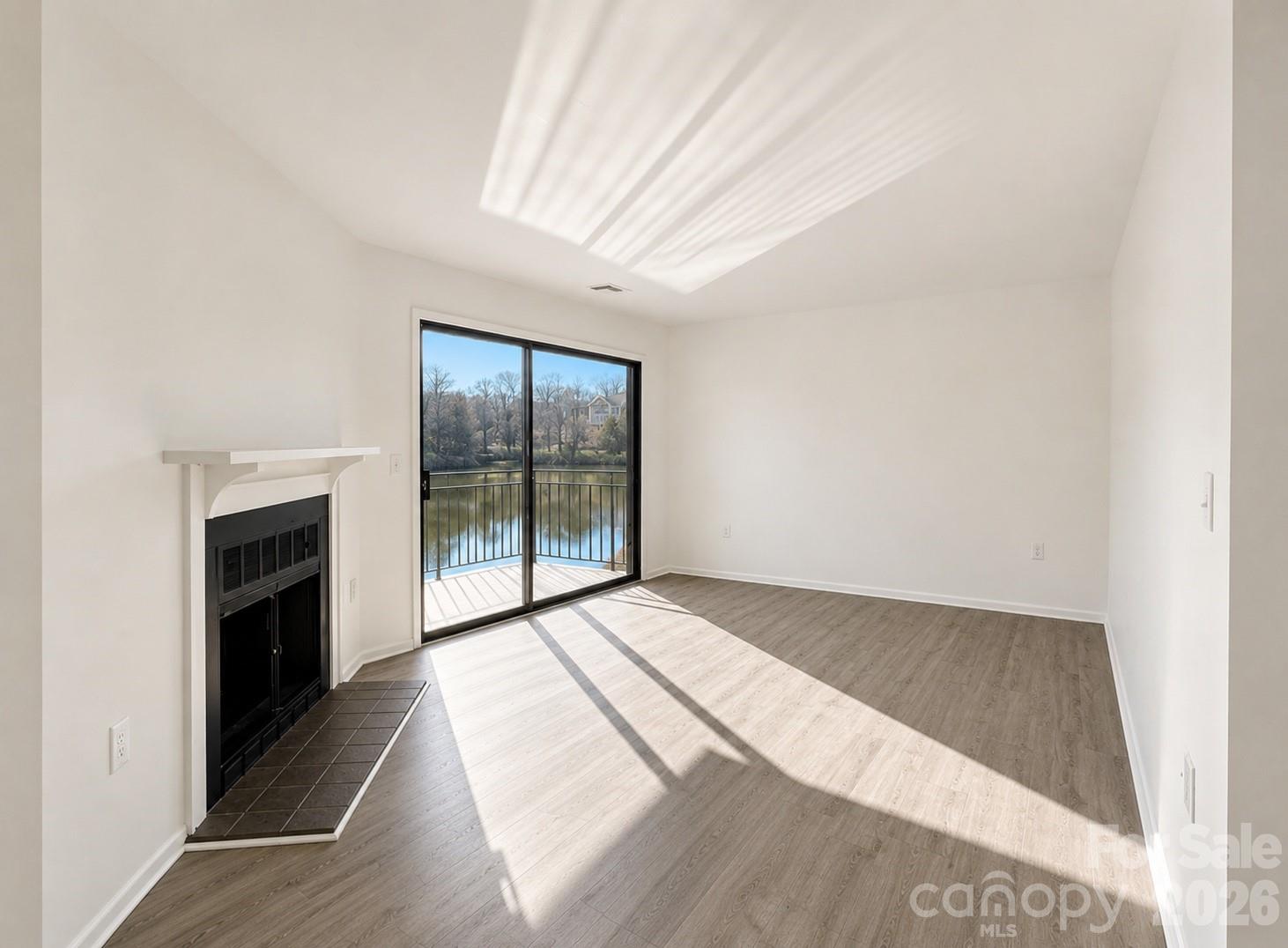 4822 Spring Lake Drive