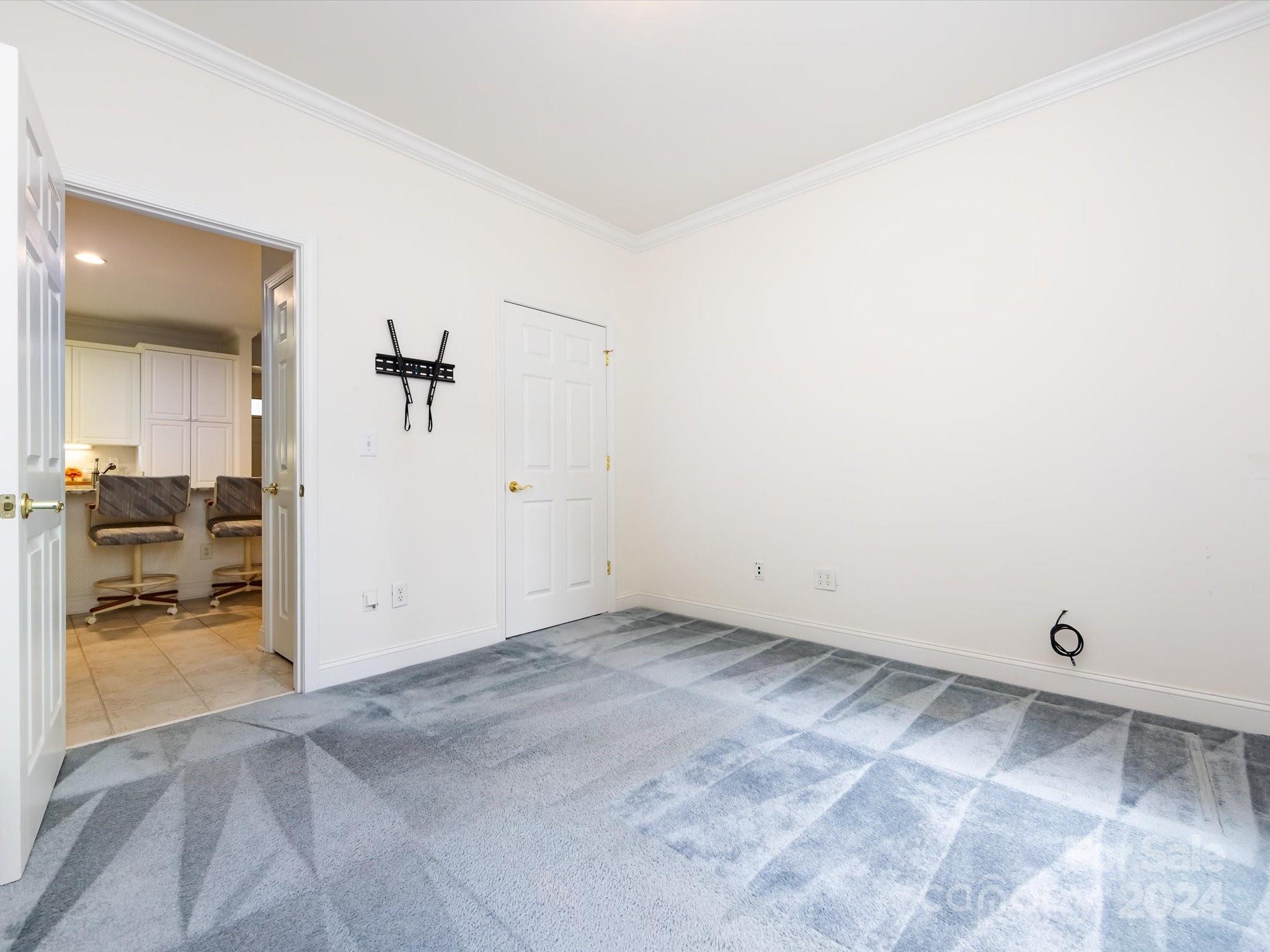 Mint Lake Village - Residential