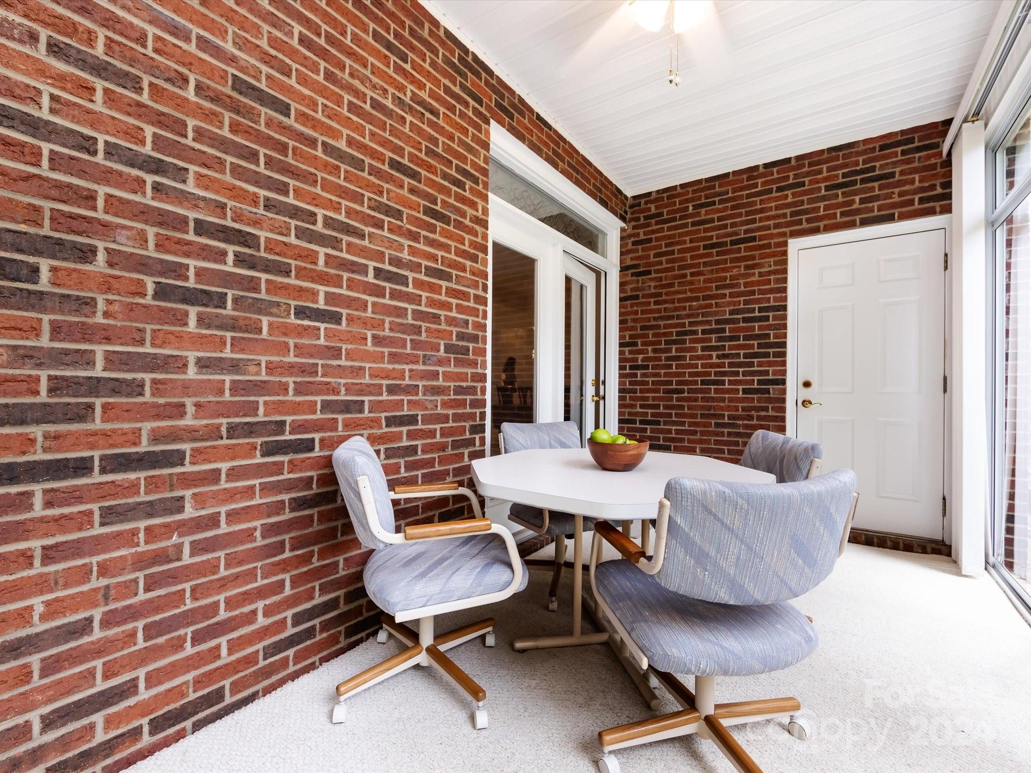 Mint Lake Village - Residential