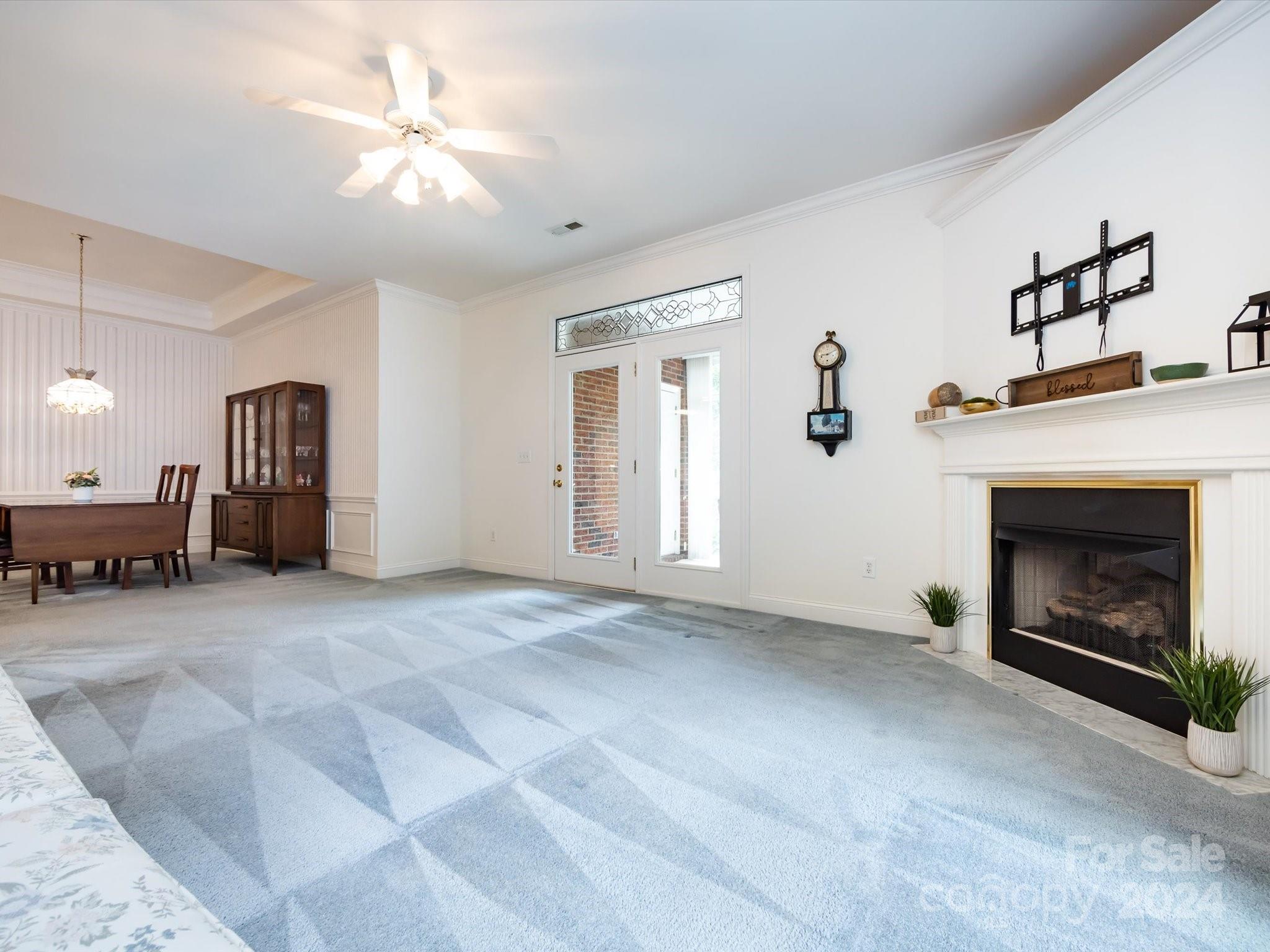 Mint Lake Village - Residential