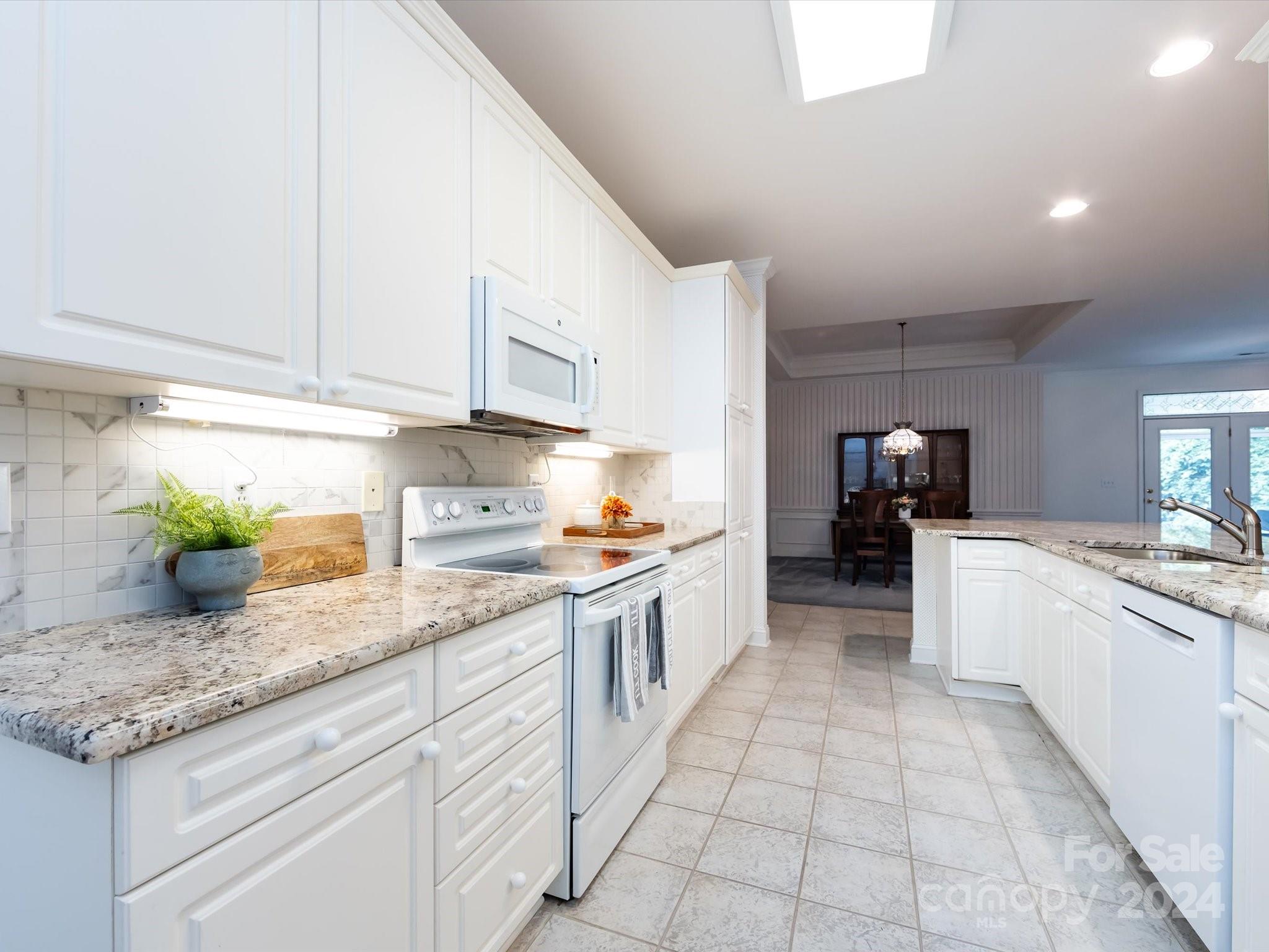 Mint Lake Village - Residential