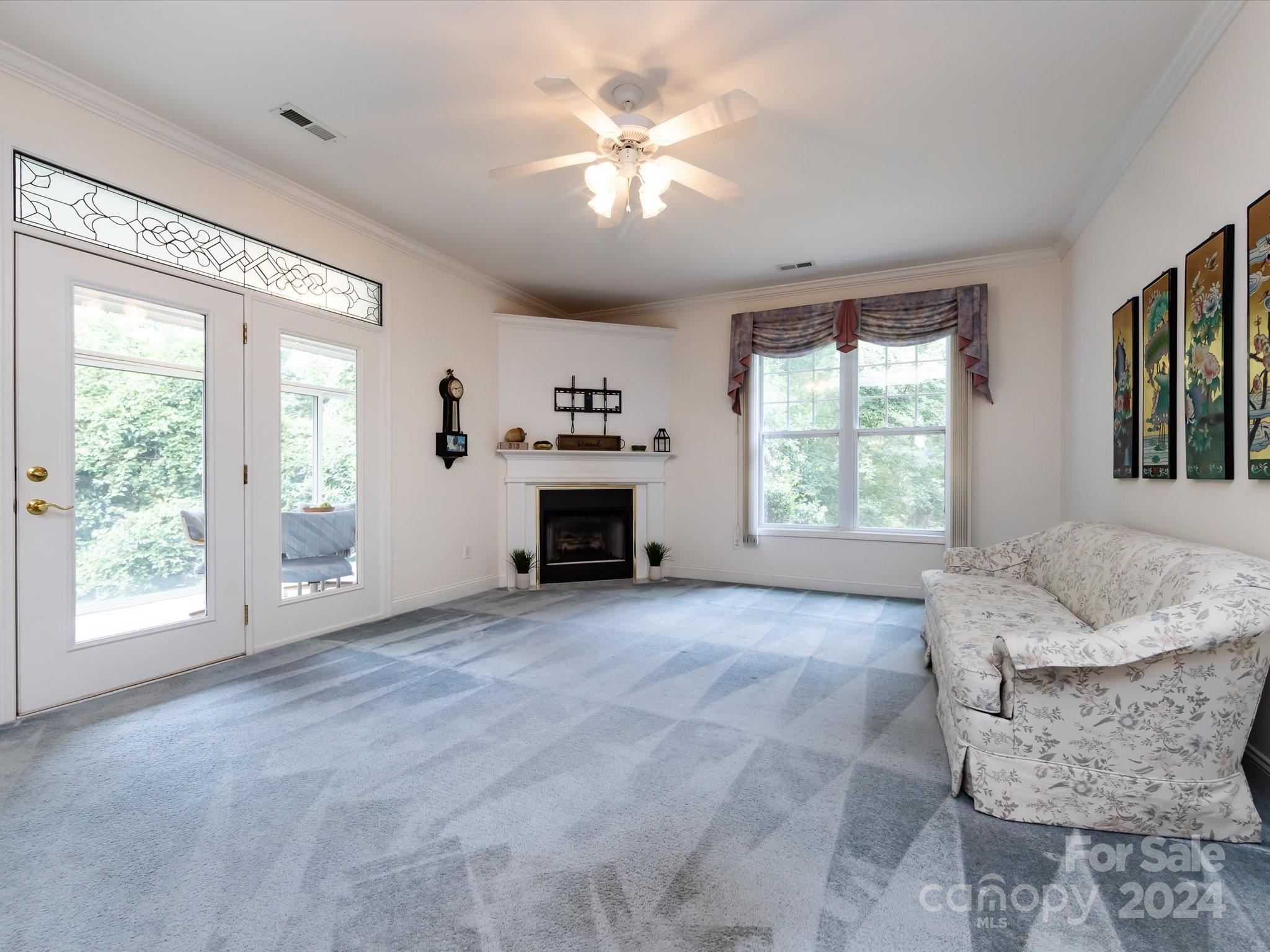 Mint Lake Village - Residential