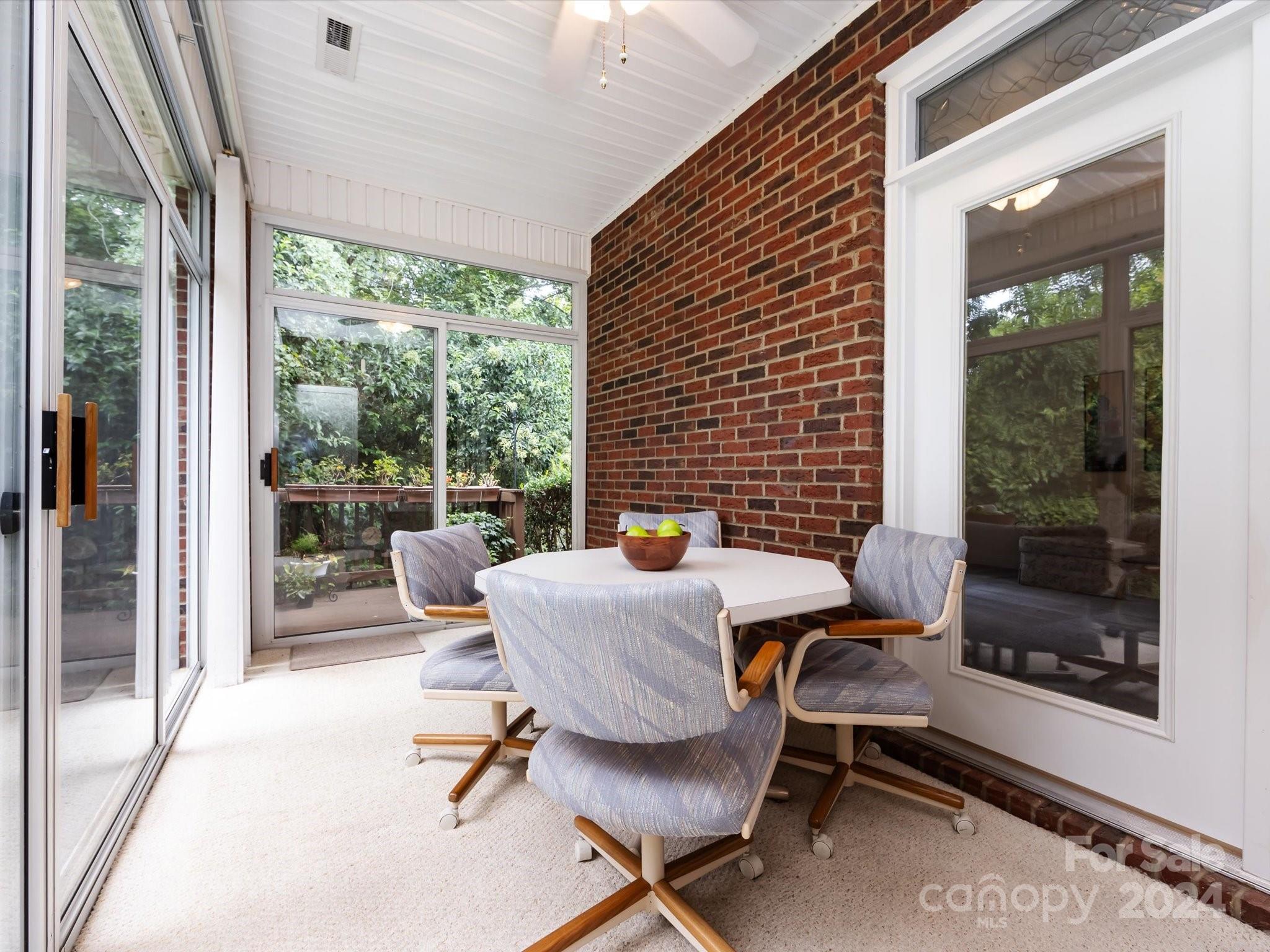 Mint Lake Village - Residential