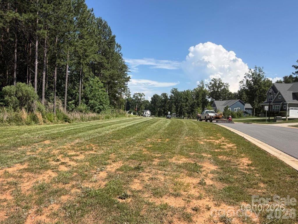 315 Grassy Ridge Court