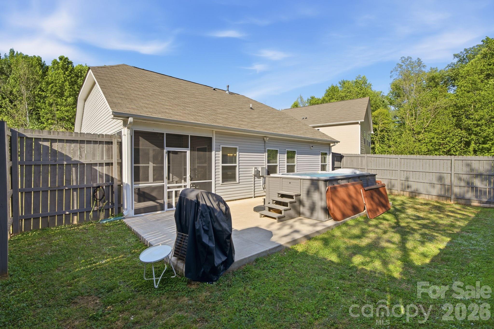 Oakview Commons - Residential