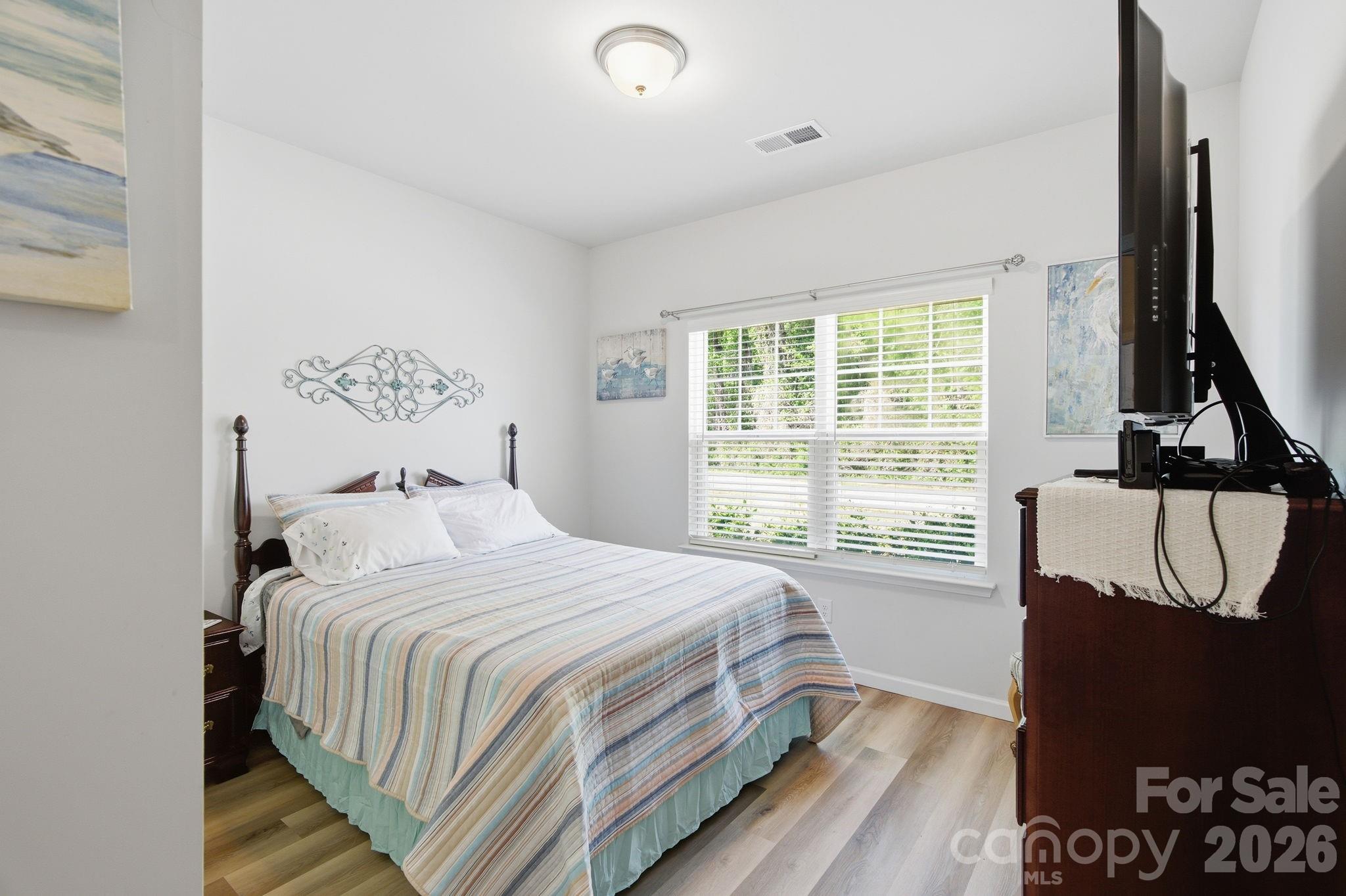 Oakview Commons - Residential
